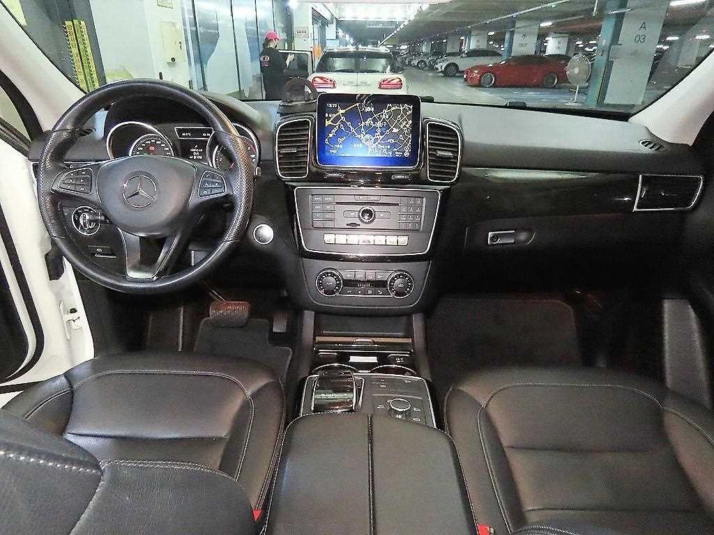 벤츠 GLE 클래스 GLE 클래스 W166 GLE 250 d 4MATIC 이미지 10