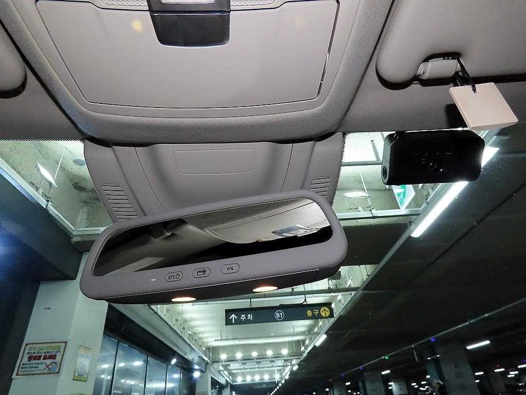 벤츠 GLE 클래스 GLE 클래스 W166 GLE 250 d 4MATIC 이미지 14