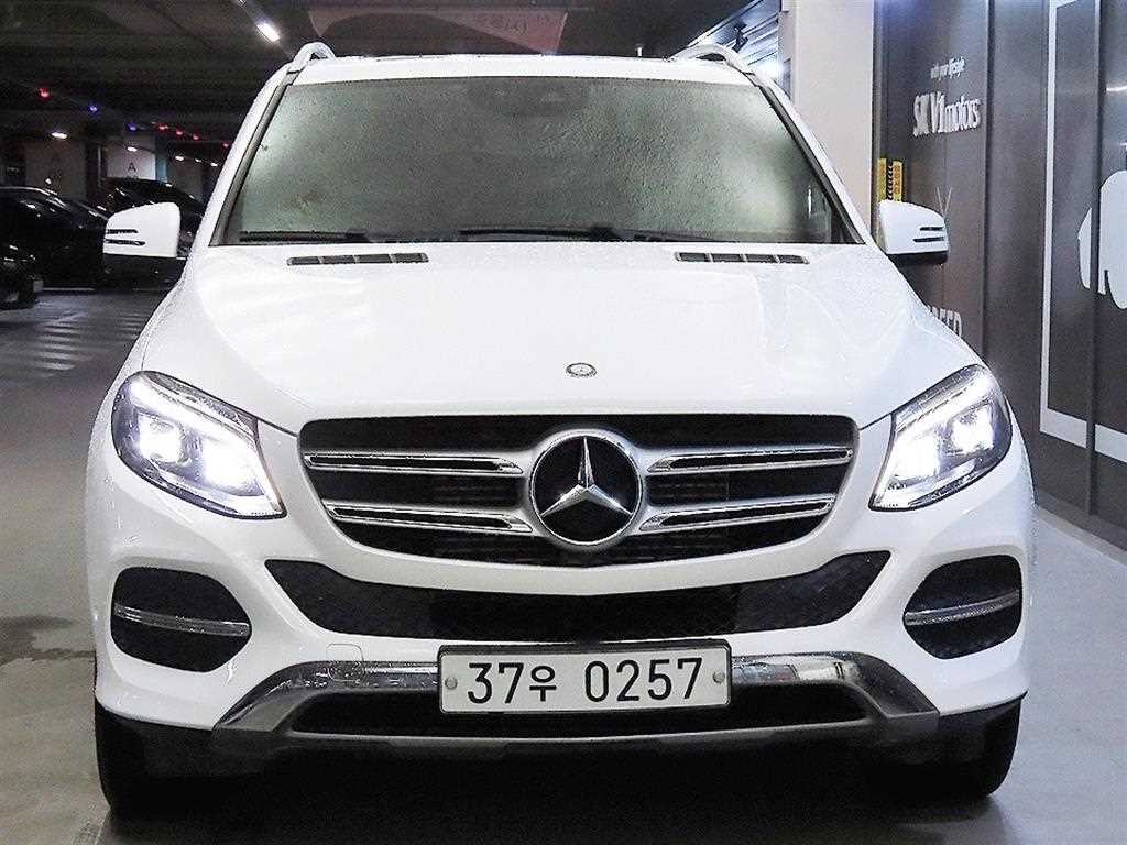 벤츠 GLE 클래스 GLE 클래스 W166 GLE 250 d 4MATIC 이미지 2