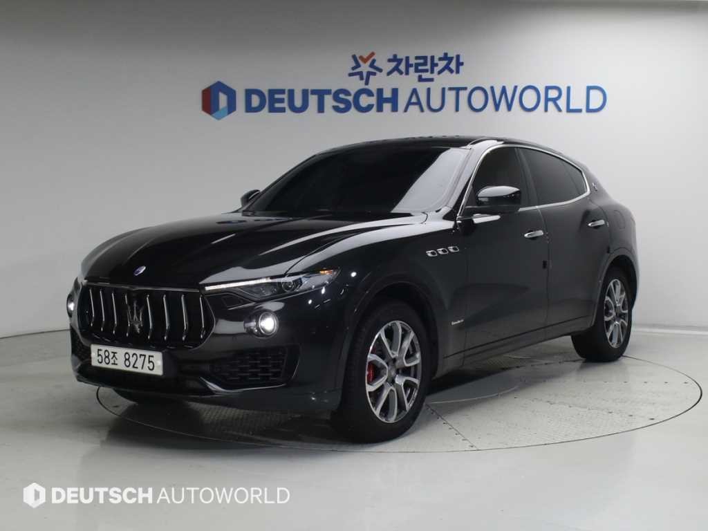 마세라티 르반떼 3.0 AWD 이미지 1