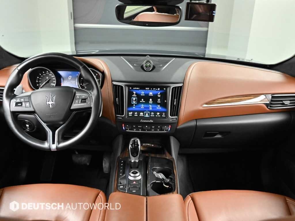마세라티 르반떼 3.0 AWD 이미지 7