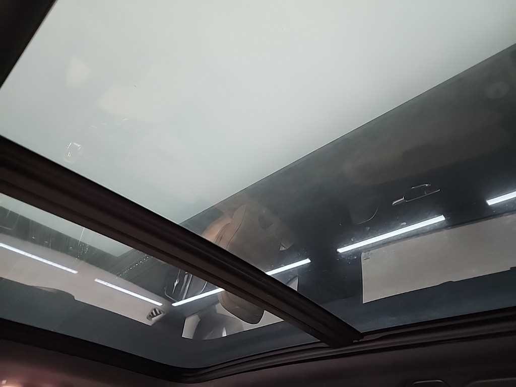 볼보 V60 V60 크로스 컨트리 2세대 2.0 B5 얼티메이트 AWD 이미지 14