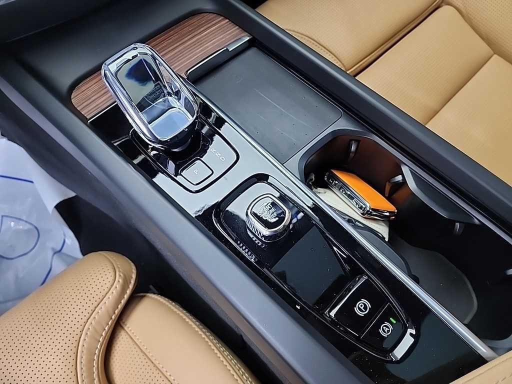 볼보 V60 V60 크로스 컨트리 2세대 2.0 B5 얼티메이트 AWD 이미지 8