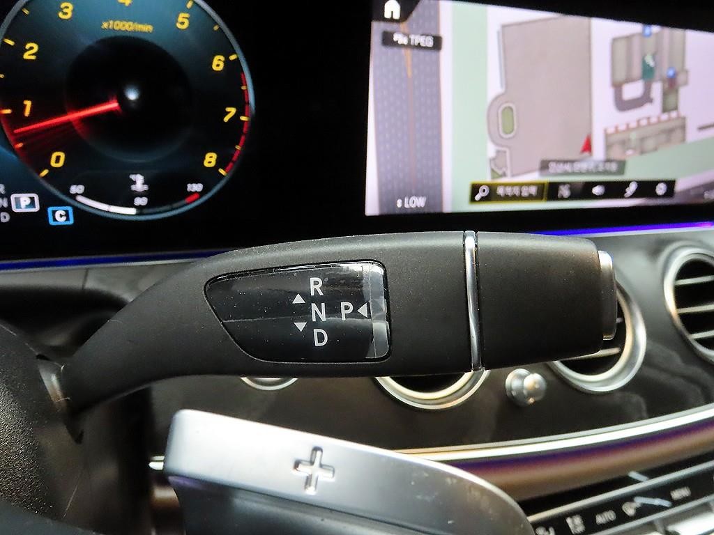 벤츠 E 클래스 E-클래스 W213 E250 아방가르드 이미지 10