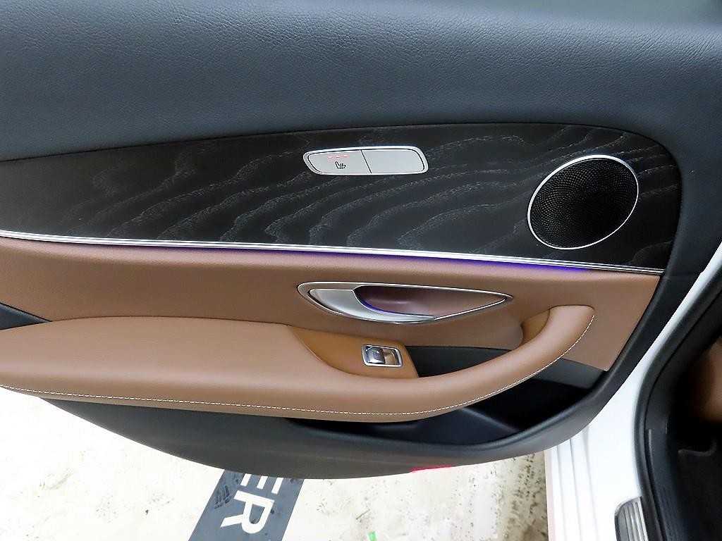 벤츠 E 클래스 E-클래스 W213 E250 아방가르드 이미지 12