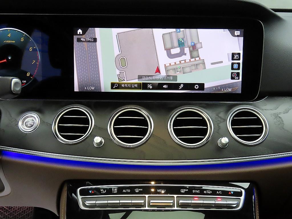 벤츠 E 클래스 E-클래스 W213 E250 아방가르드 이미지 14
