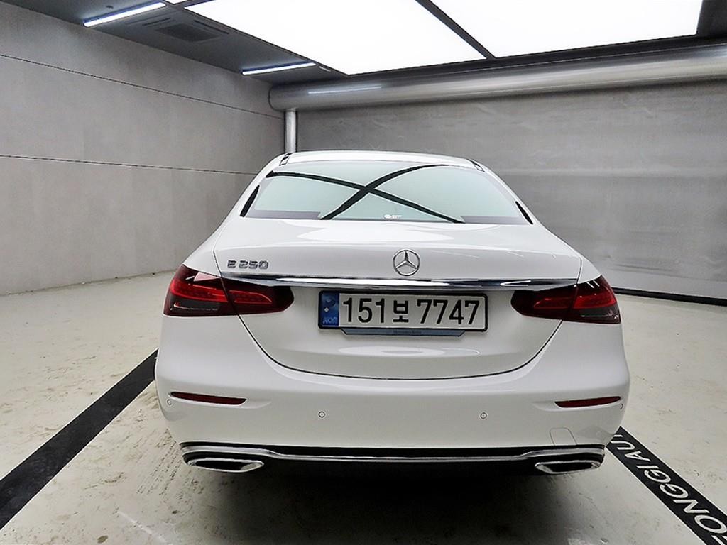 벤츠 E 클래스 E-클래스 W213 E250 아방가르드 이미지 3
