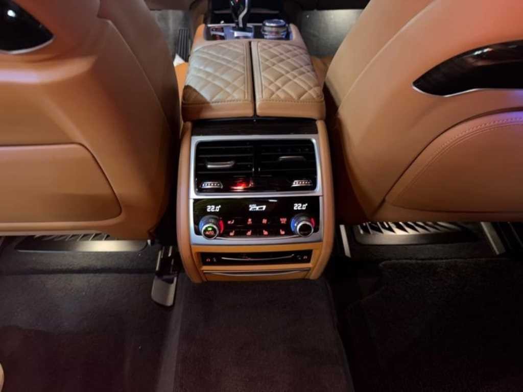 BMW 7시리즈 7시리즈 (G11) 740Li xDrive M SPORT 스포츠 이미지 15