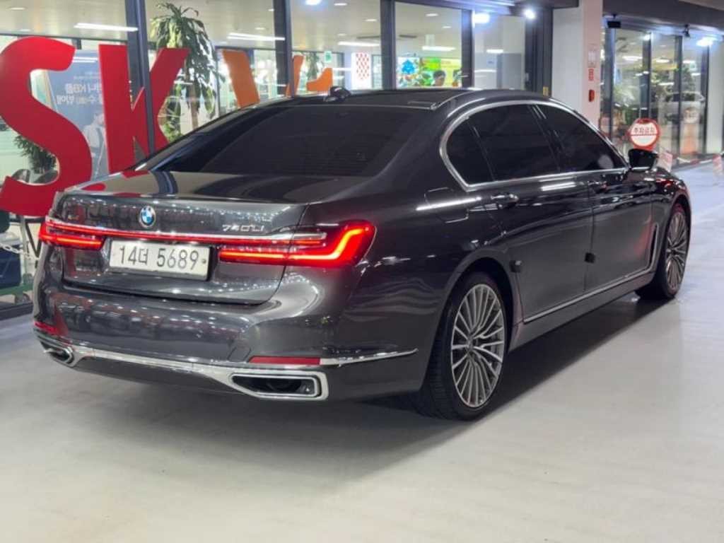 BMW 7시리즈 7시리즈 (G11) 740Li xDrive M SPORT 스포츠 이미지 4