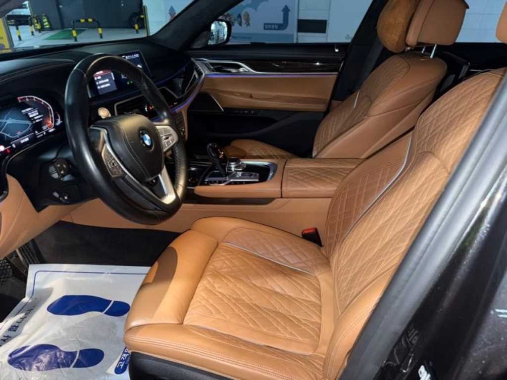 BMW 7시리즈 7시리즈 (G11) 740Li xDrive M SPORT 스포츠 이미지 6