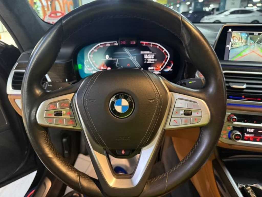 BMW 7시리즈 7시리즈 (G11) 740Li xDrive M SPORT 스포츠 이미지 8