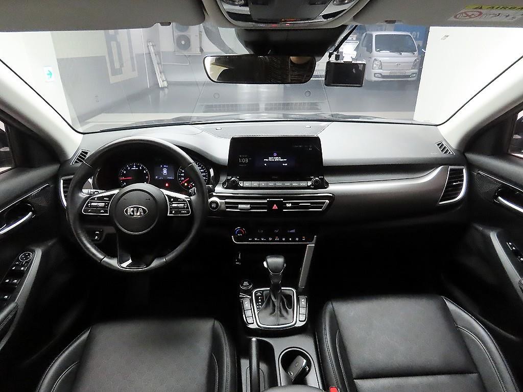 기아 셀토스 가솔린 1.6 터보 2WD 노블레스 이미지 8