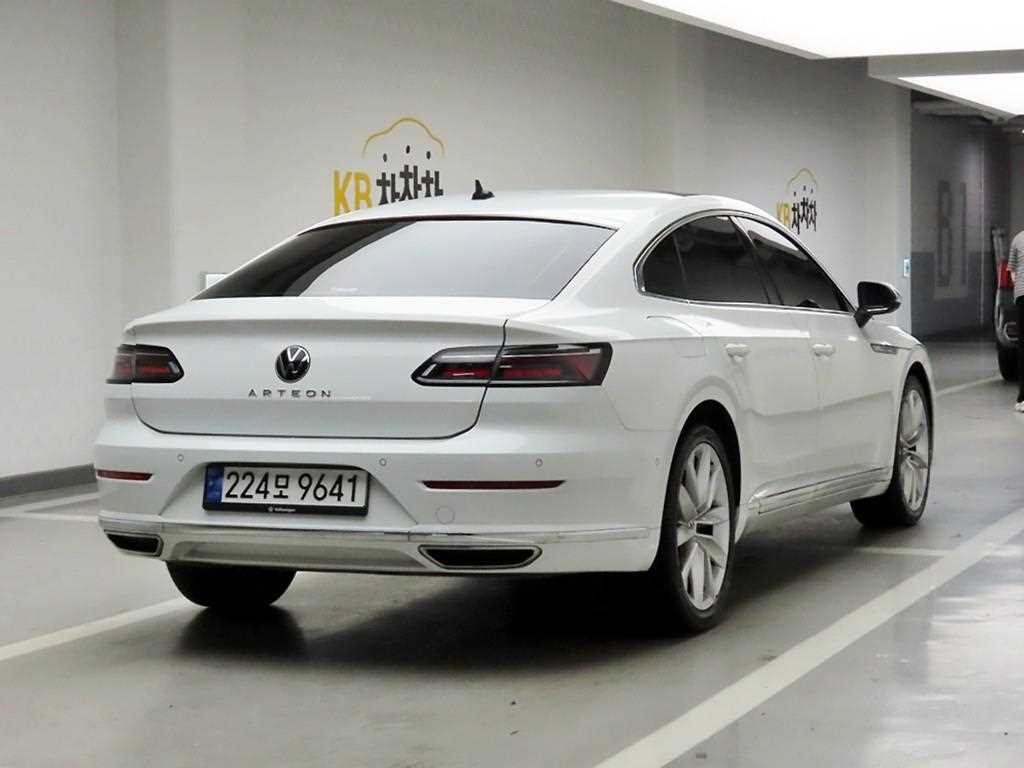 폭스바겐 아테온 2.0 TDI 프레스티지 이미지 4