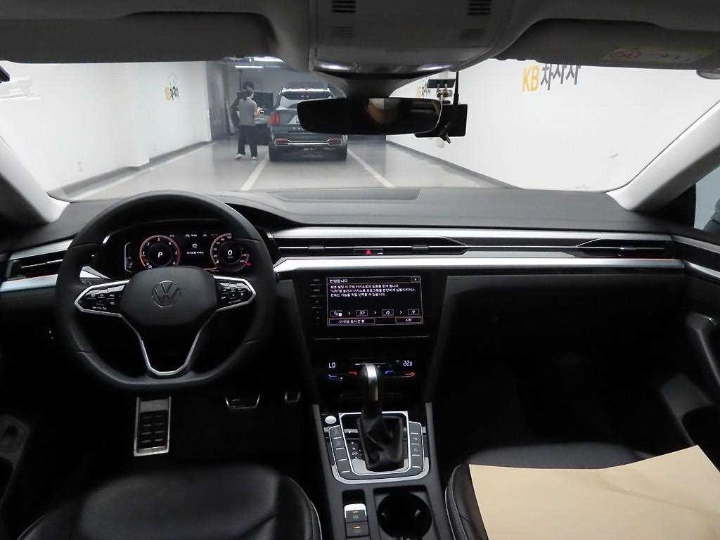 폭스바겐 아테온 2.0 TDI 프레스티지 이미지 6