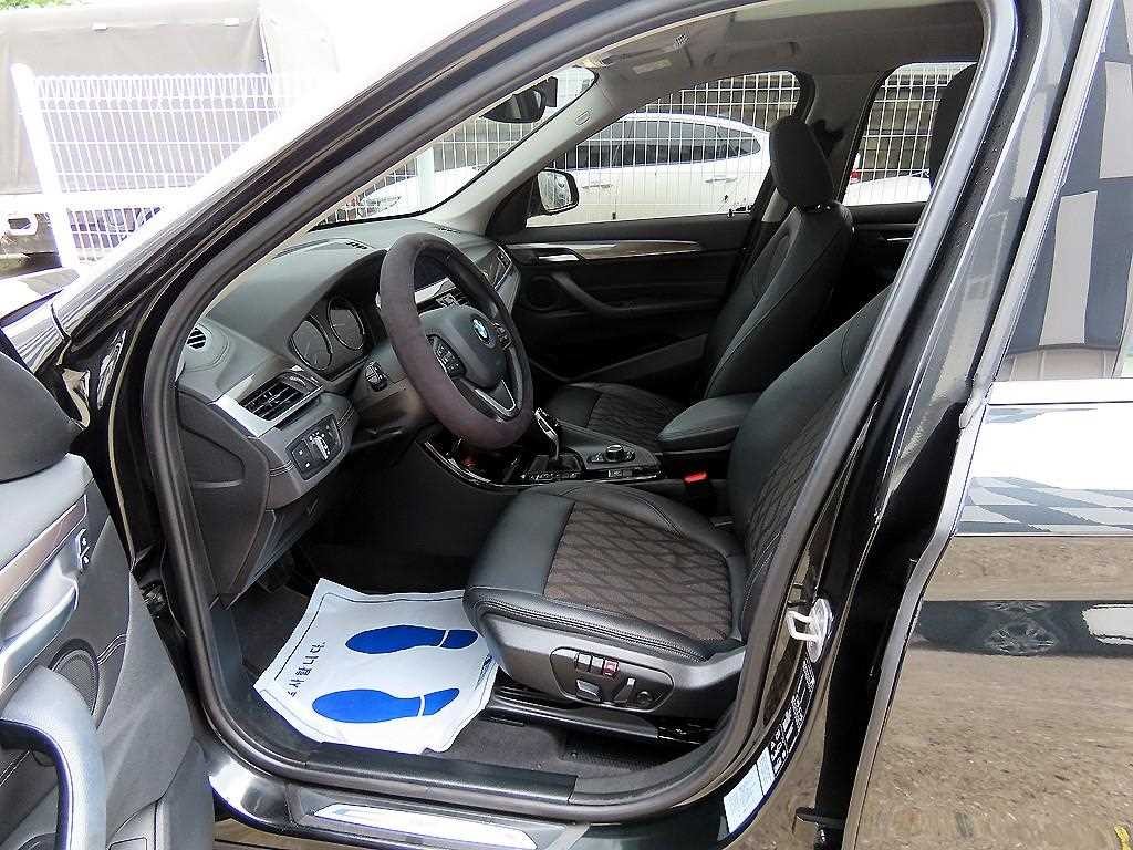 BMW X1 X1 (F48) xDrive 20i xLine 스페셜에디션 이미지 5