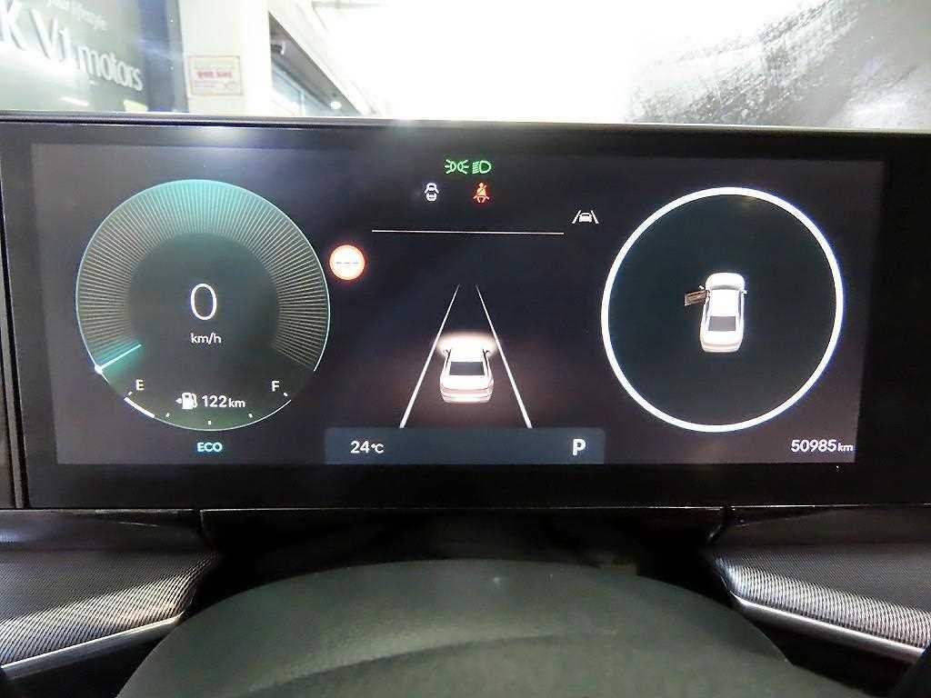 현대 그랜저 그랜저 (GN7) 가솔린 2.5 2WD 익스클루시브 이미지 9