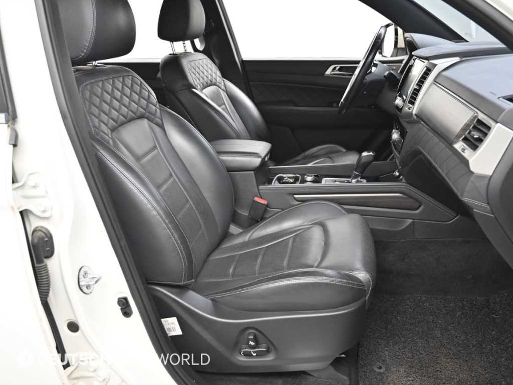 KG모빌리티(쌍용) 렉스턴 G4렉스턴 디젤 2.2 4WD 헤리티지 이미지 10