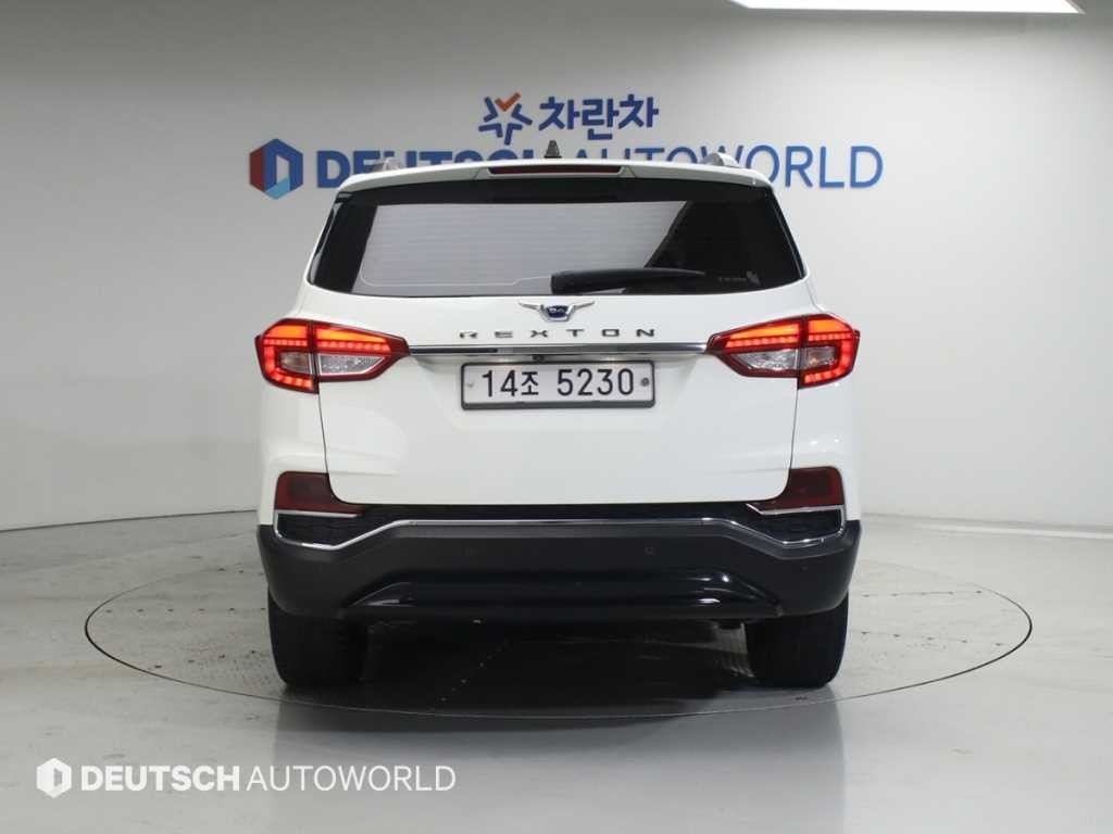 KG모빌리티(쌍용) 렉스턴 G4렉스턴 디젤 2.2 4WD 헤리티지 이미지 4