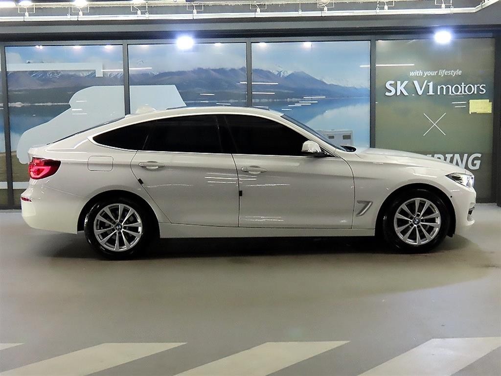 BMW 그란투리스모 3시리즈 GT (F34) GT 320D xDrive 프리미엄 이미지 3