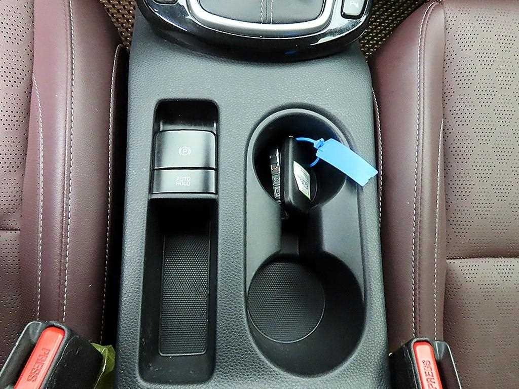 기아 셀토스 디젤 1.6 2WD 시그니처 이미지 15