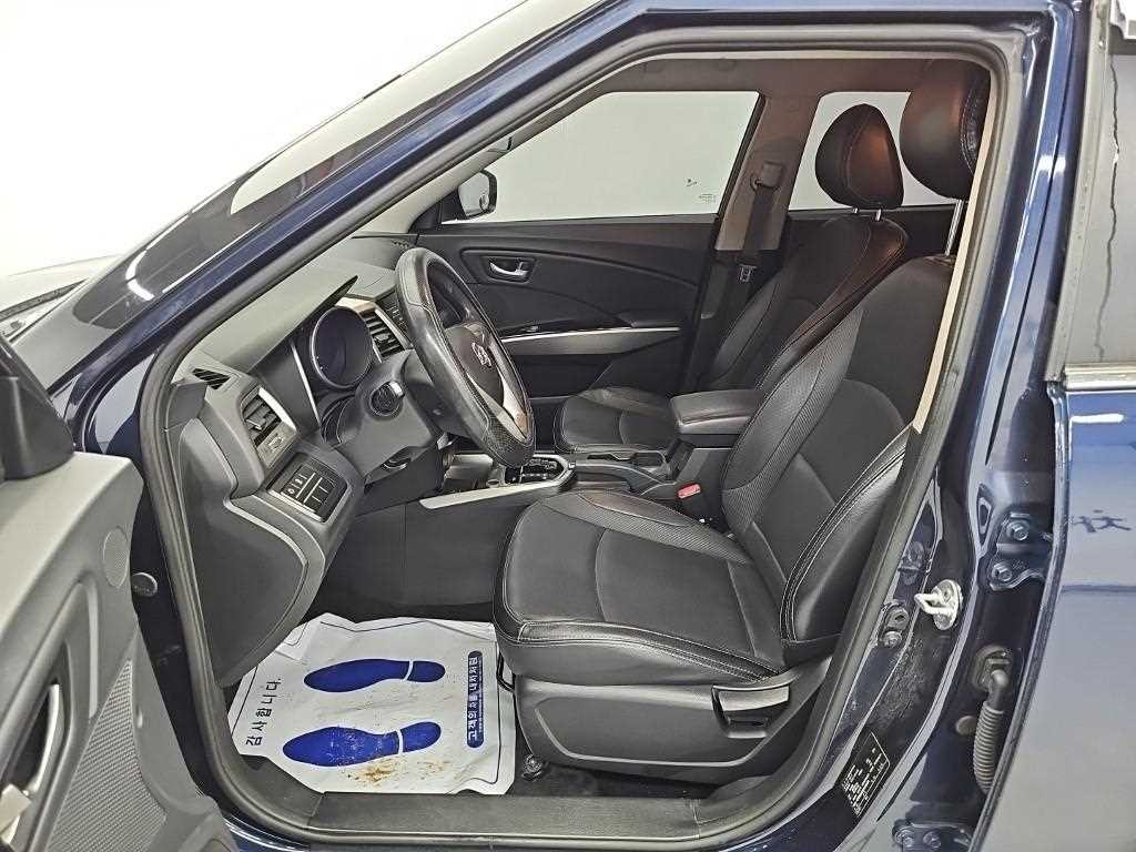 KG모빌리티(쌍용) 티볼리 가솔린 2WD 1.6 TX 스타일 이미지 11