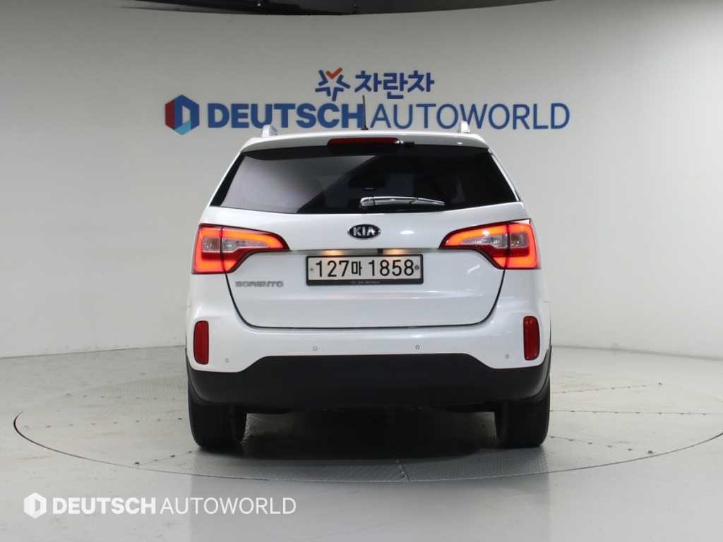 기아 쏘렌토 뉴 쏘렌토 R 2WD 2.0 프레스티지 이미지 4