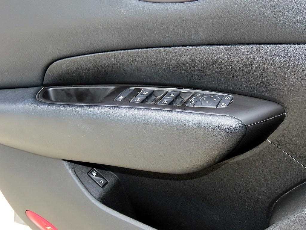 르노코리아(삼성) SM6 LPG 2.0 LPe SE(렌터카) 이미지 11