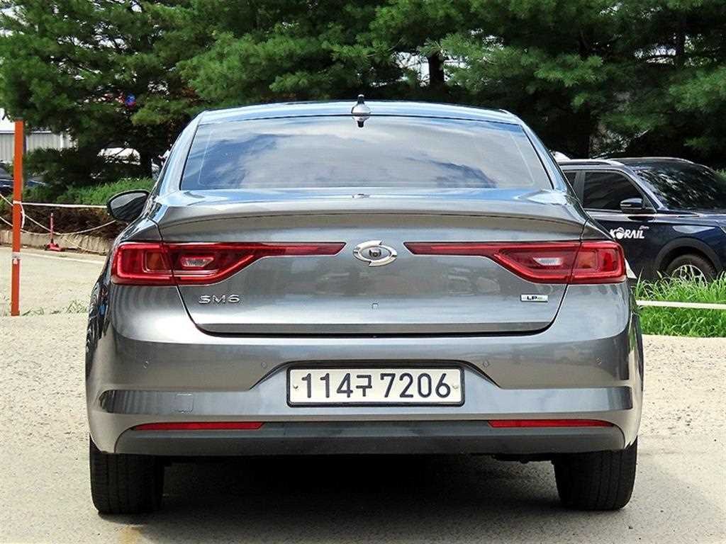 르노코리아(삼성) SM6 LPG 2.0 LPe SE(렌터카) 이미지 4