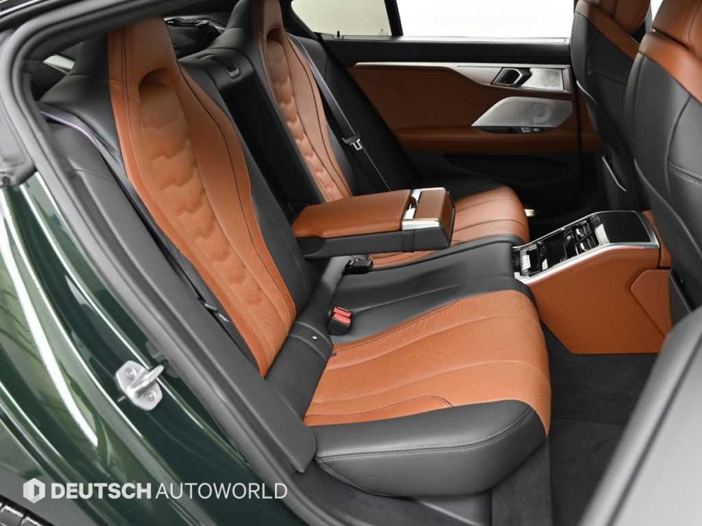BMW 8시리즈 8시리즈 (G15) M850i xDrive 그란 쿠페 이미지 12