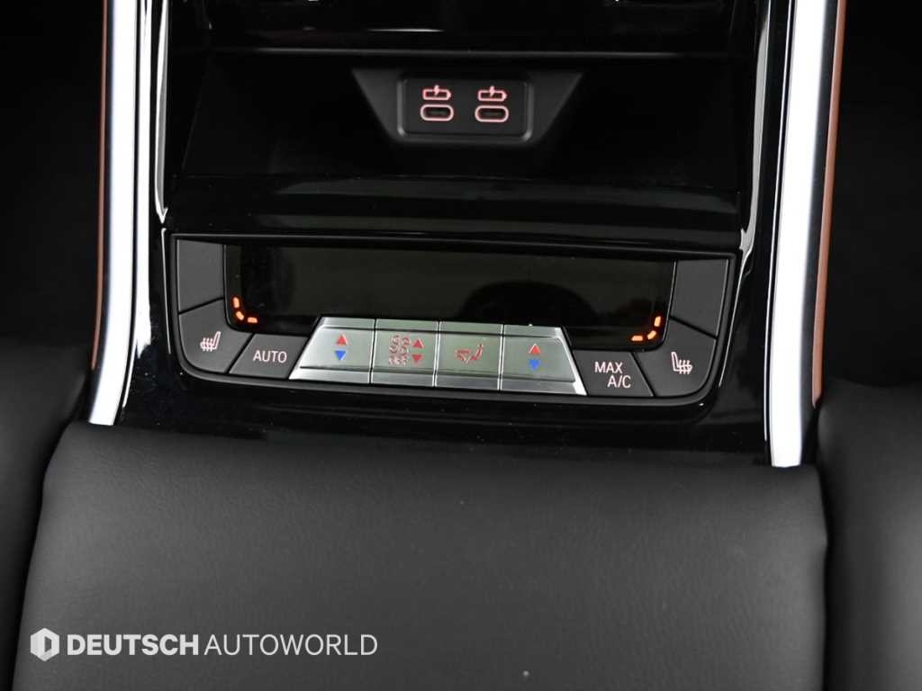 BMW 8시리즈 8시리즈 (G15) M850i xDrive 그란 쿠페 이미지 16