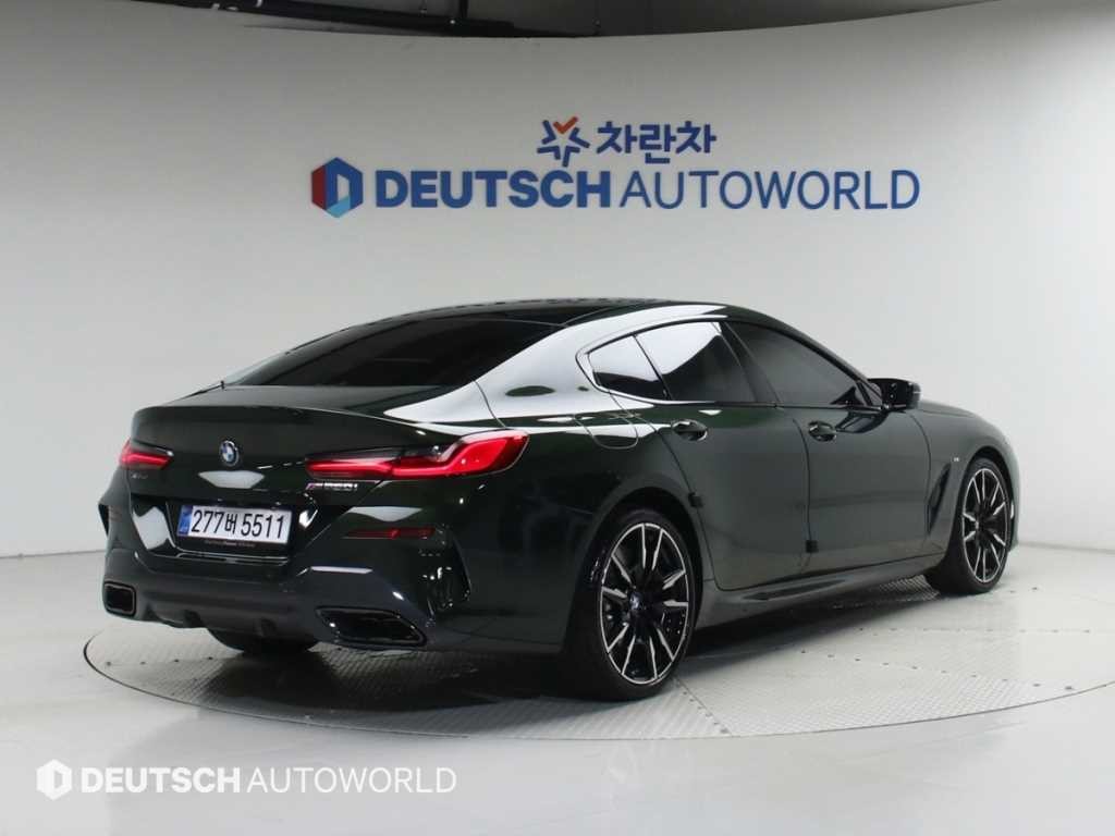 BMW 8시리즈 8시리즈 (G15) M850i xDrive 그란 쿠페 이미지 2