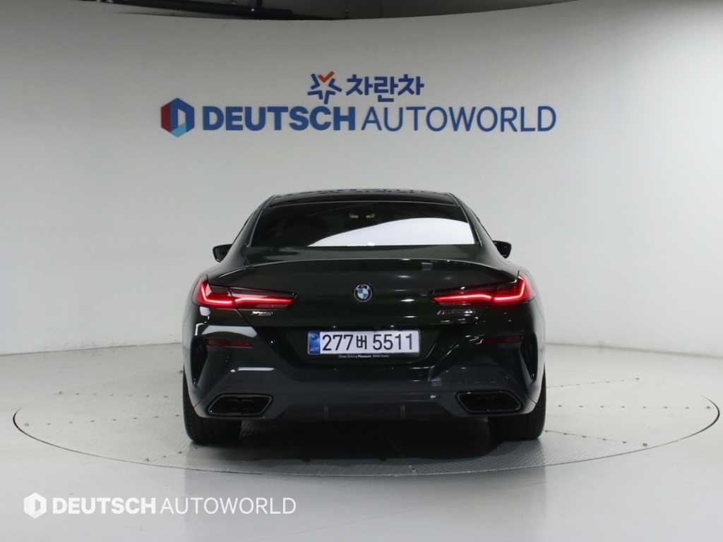 BMW 8시리즈 8시리즈 (G15) M850i xDrive 그란 쿠페 이미지 4
