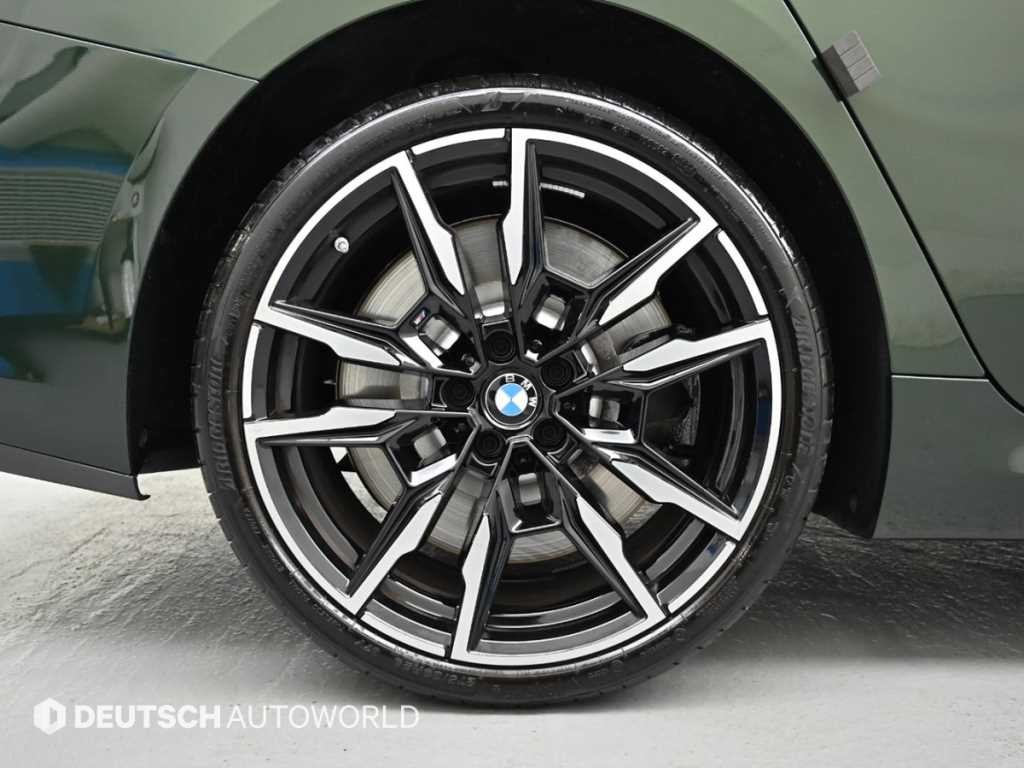 BMW 8시리즈 8시리즈 (G15) M850i xDrive 그란 쿠페 이미지 5