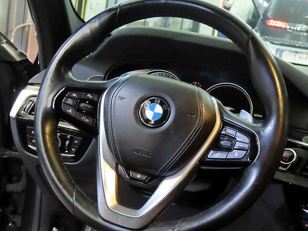 BMW 5시리즈 5시리즈 (G30) 530d M 스포츠 이미지 8
