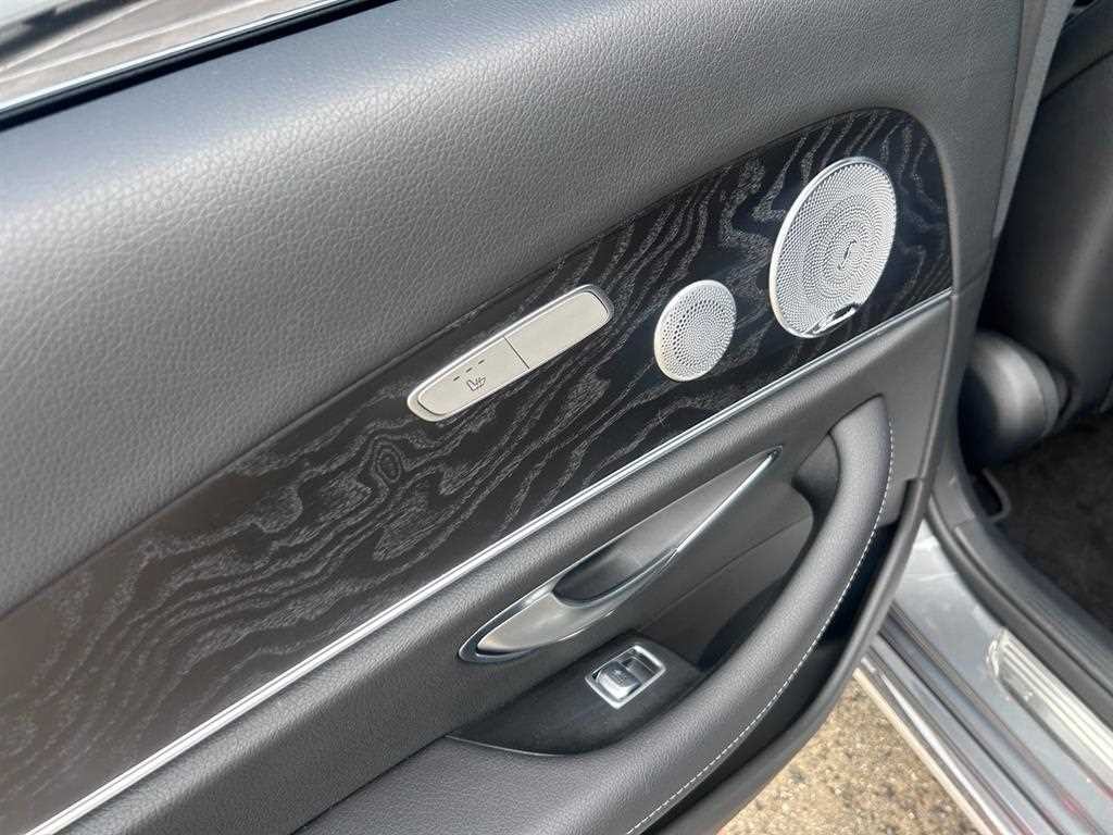 벤츠 E 클래스 E-클래스 W213 E300 4MATIC 아방가르드 이미지 20