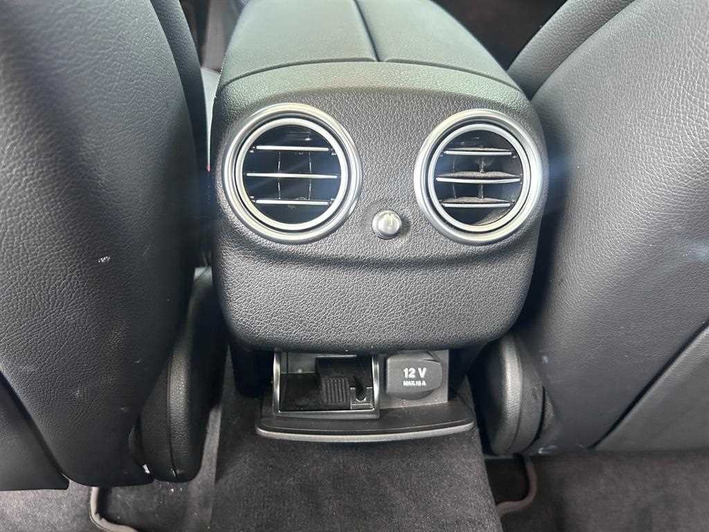 벤츠 E 클래스 E-클래스 W213 E300 4MATIC 아방가르드 이미지 7