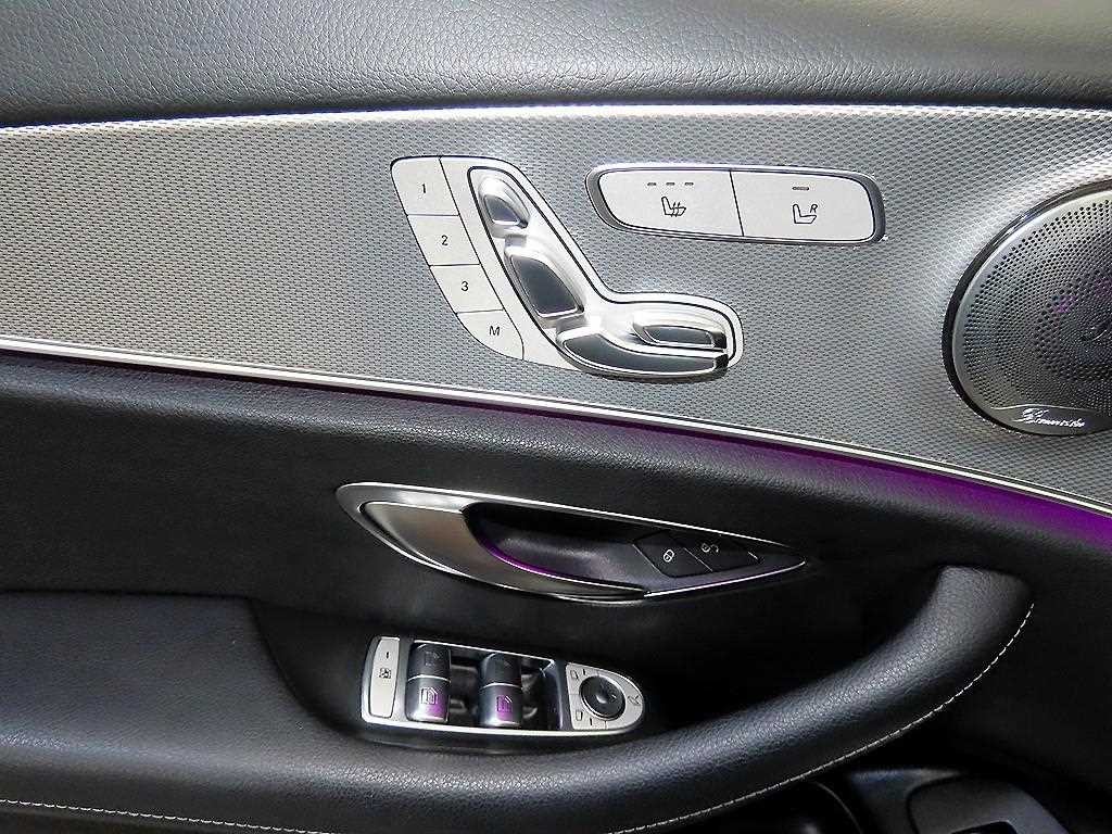 벤츠 E 클래스 E-클래스 W213 E200 아방가르드 이미지 14