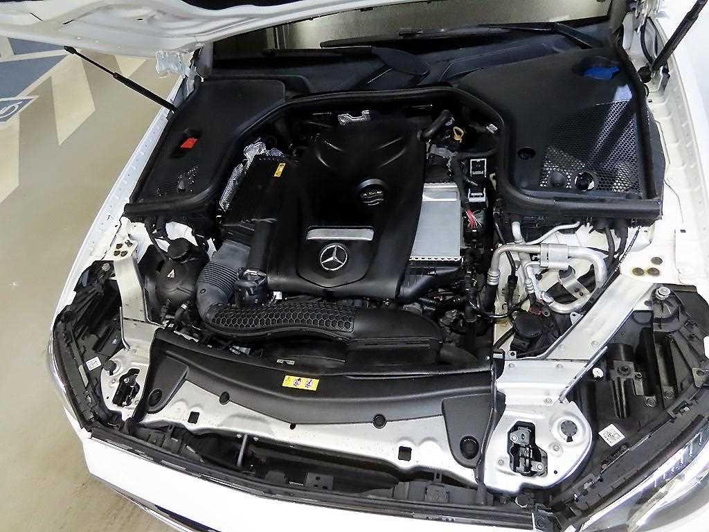 벤츠 E 클래스 E-클래스 W213 E200 아방가르드 이미지 19