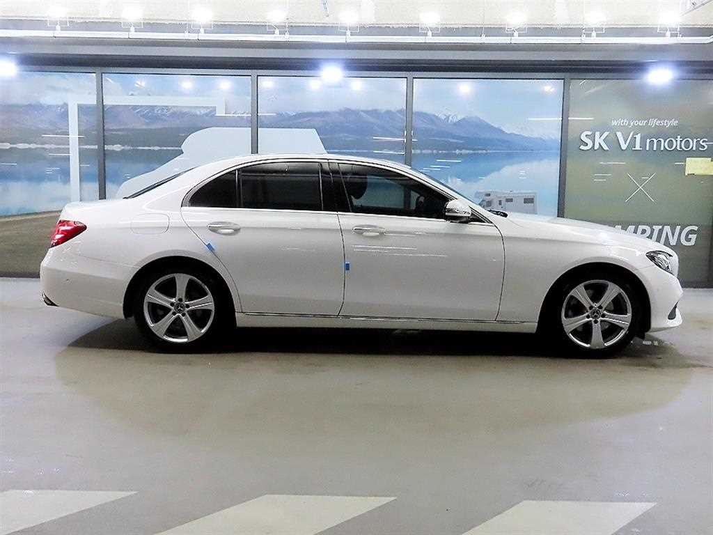 벤츠 E 클래스 E-클래스 W213 E200 아방가르드 이미지 3