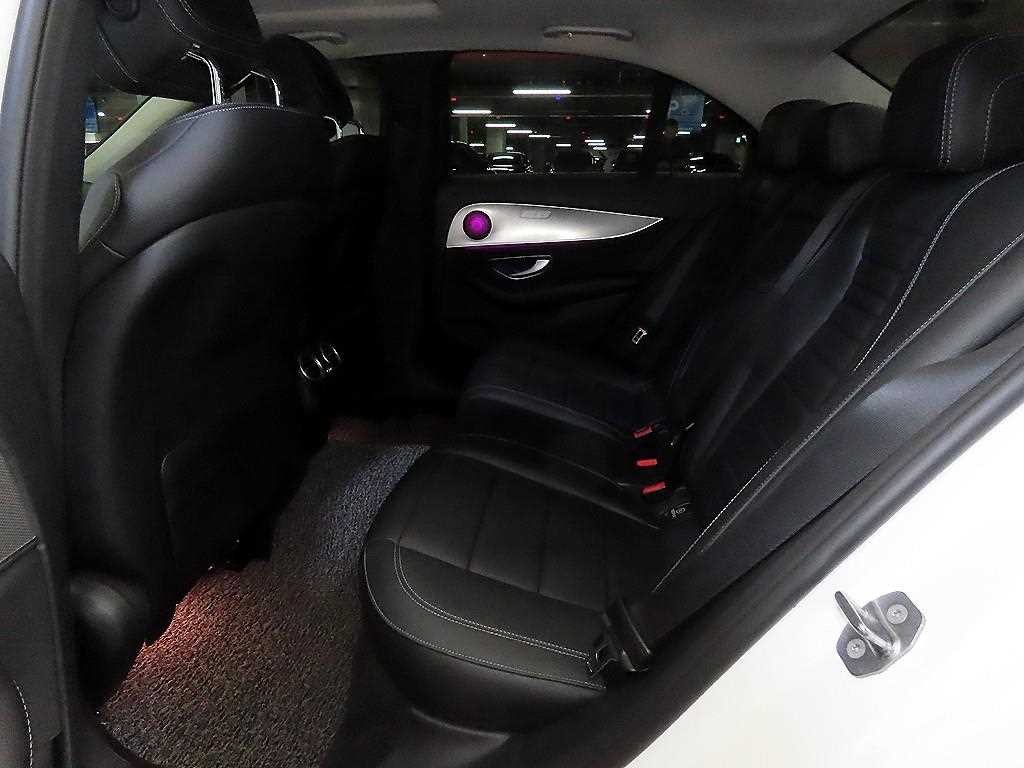 벤츠 E 클래스 E-클래스 W213 E200 아방가르드 이미지 7