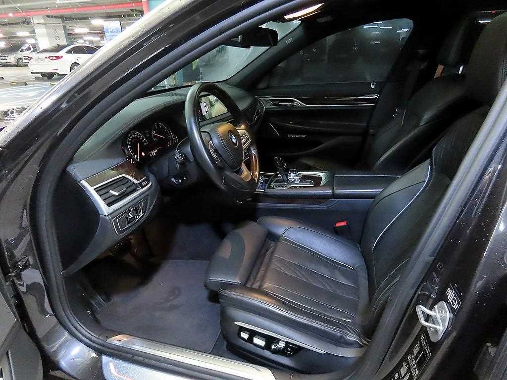 BMW 7시리즈 7시리즈 (G11) 730Ld xDrive 이미지 6