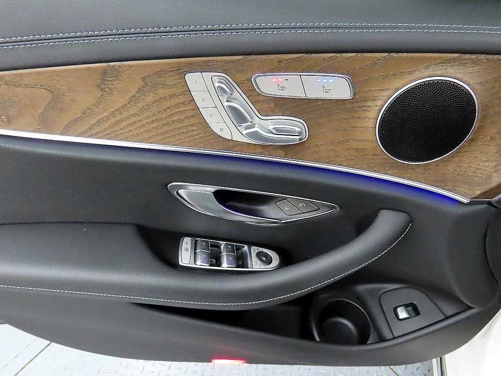 벤츠 E 클래스 E-클래스 W213 E250 아방가르드 이미지 11