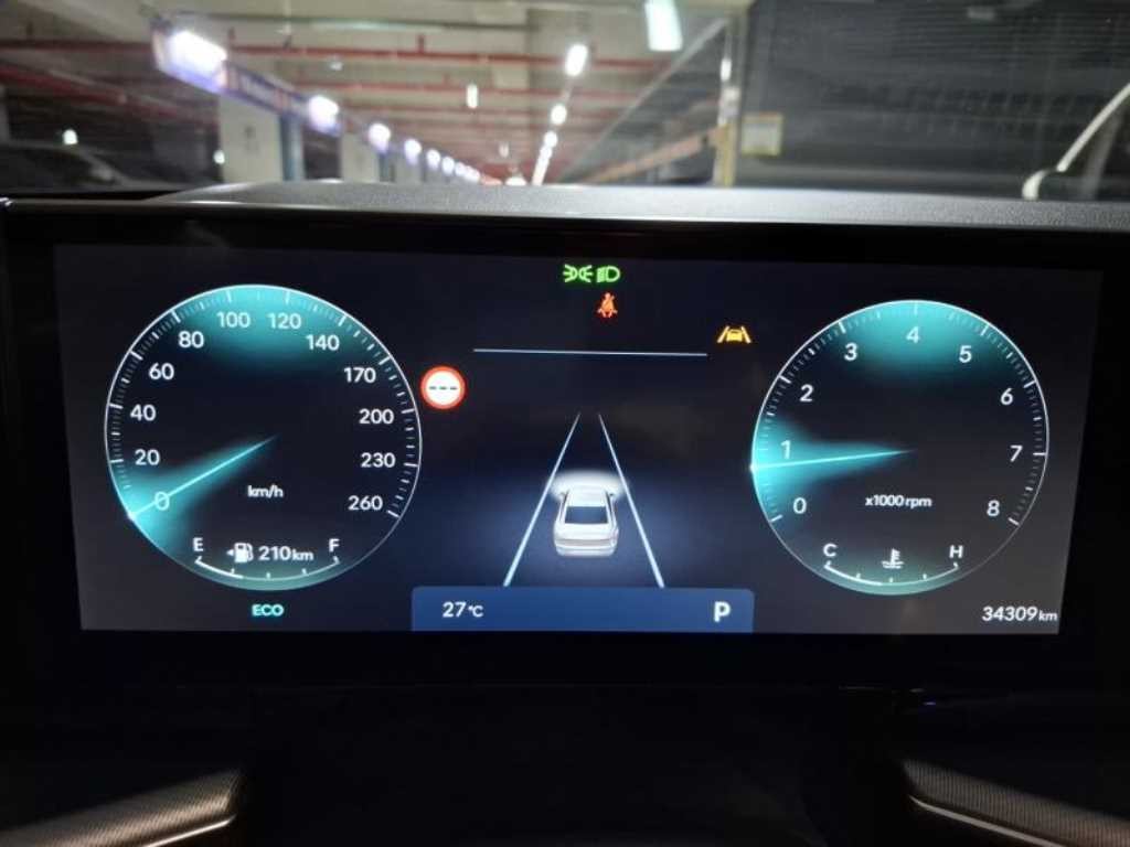 현대 그랜저 그랜저 (GN7) 가솔린 2.5 2WD 프리미엄 이미지 8