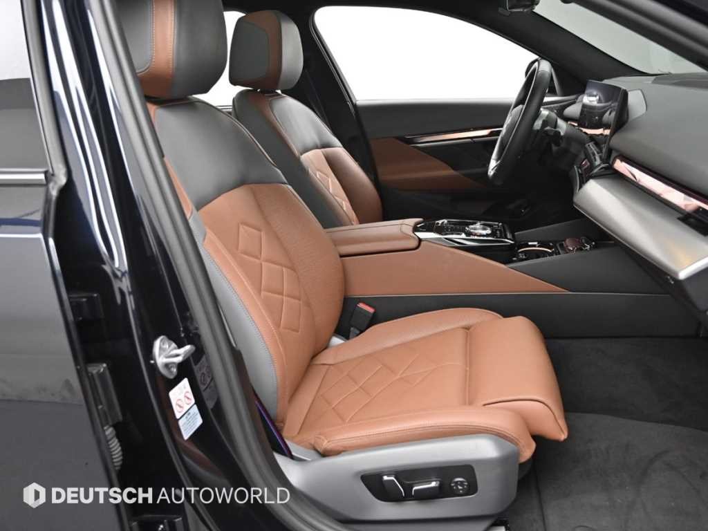 BMW 5시리즈 5시리즈 (G60) 530i xDrive M 스포츠 프로 스페셜 에디션 이미지 10
