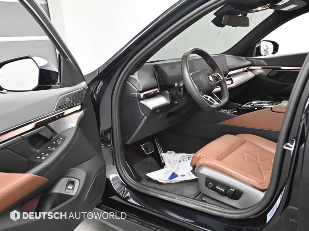 BMW 5시리즈 5시리즈 (G60) 530i xDrive M 스포츠 프로 스페셜 에디션 이미지 11