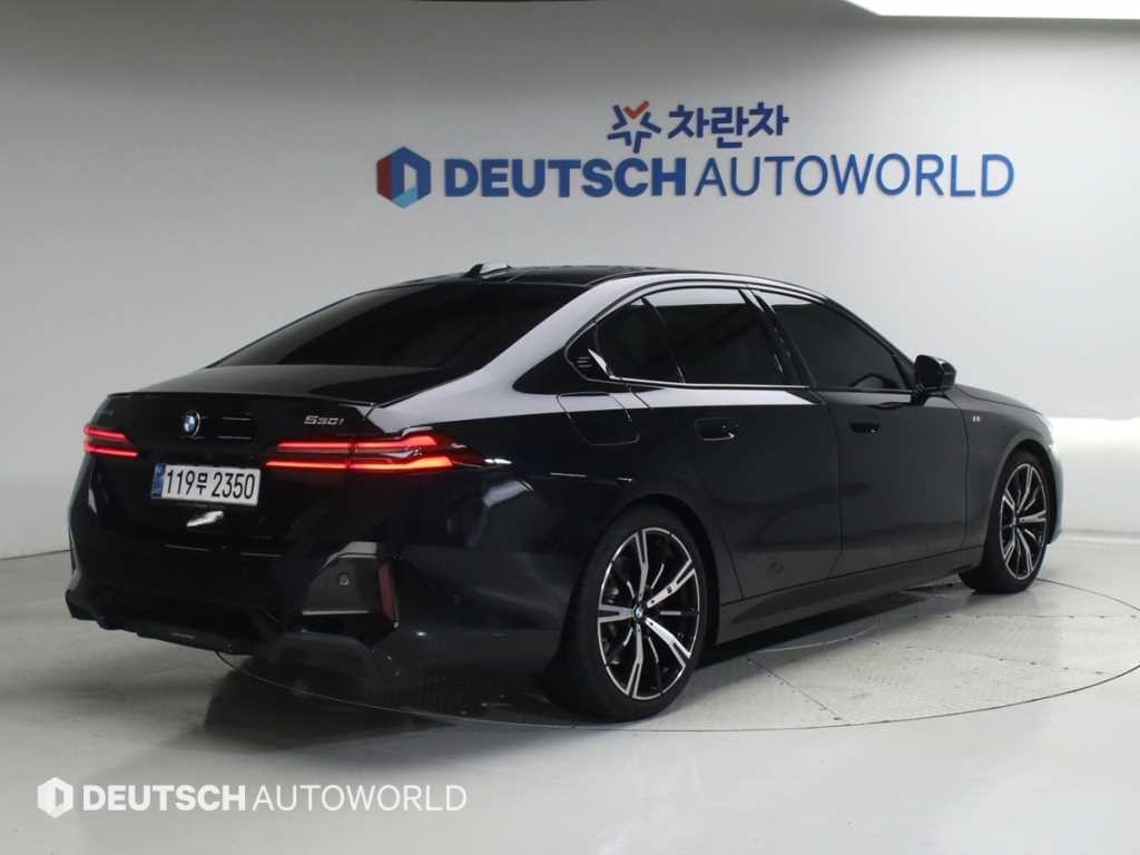 BMW 5시리즈 5시리즈 (G60) 530i xDrive M 스포츠 프로 스페셜 에디션 이미지 2