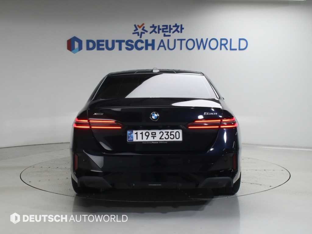 BMW 5시리즈 5시리즈 (G60) 530i xDrive M 스포츠 프로 스페셜 에디션 이미지 4