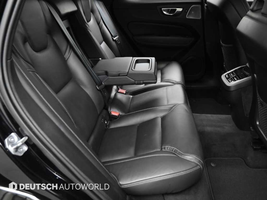 볼보 XC60 XC60(2세대) B6 AWD 인스크립션 이미지 12