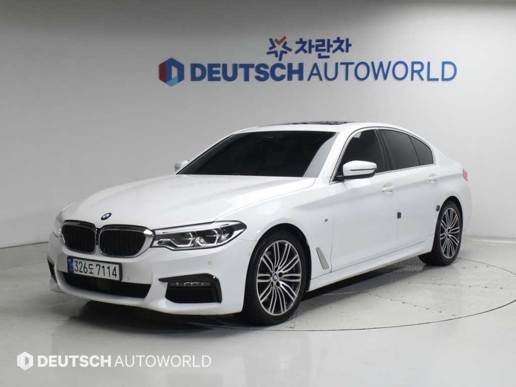 BMW 5시리즈 5시리즈 (G30) 530i M 스포츠 플러스 이미지 1