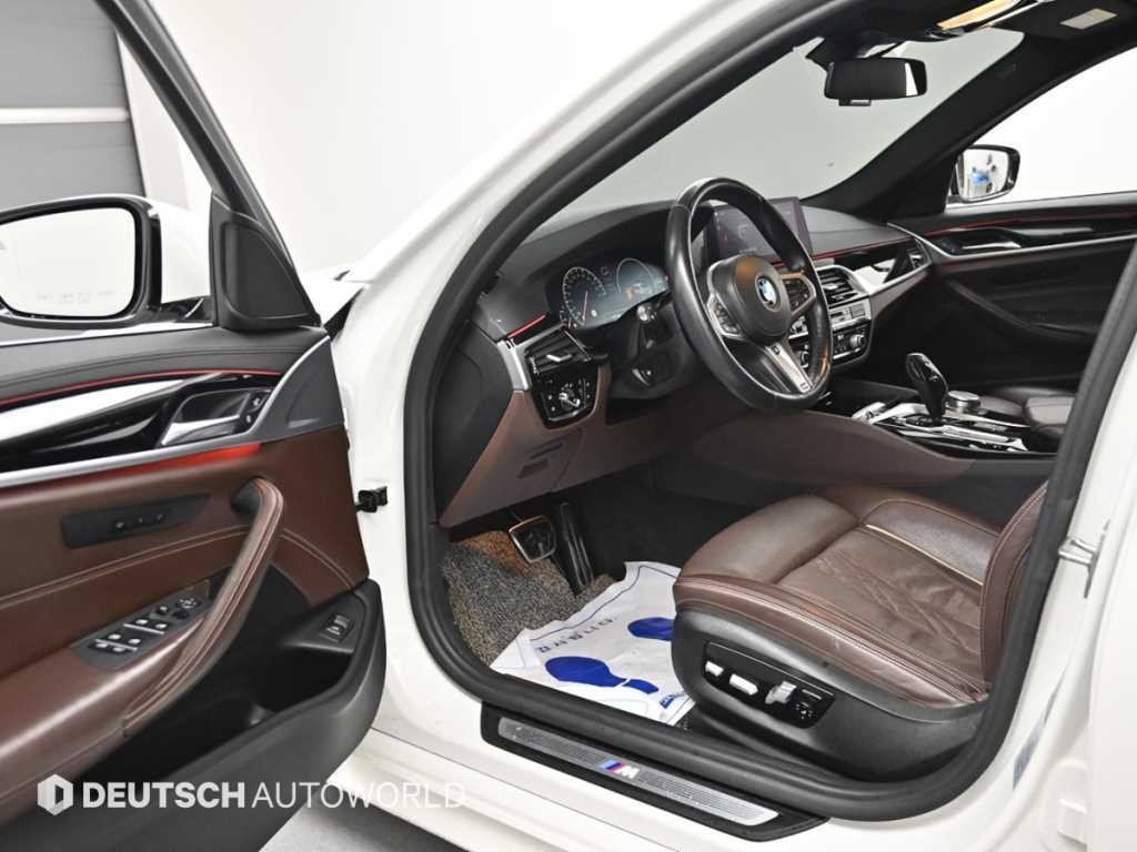 BMW 5시리즈 5시리즈 (G30) 530i M 스포츠 플러스 이미지 10